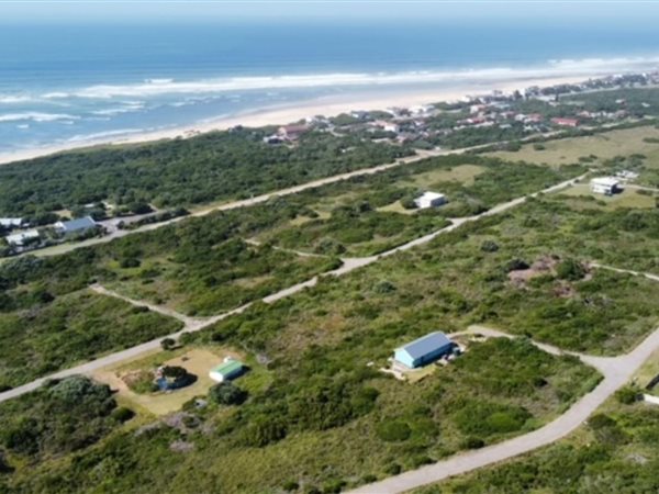 1054 m² Land available in Cannon Rocks