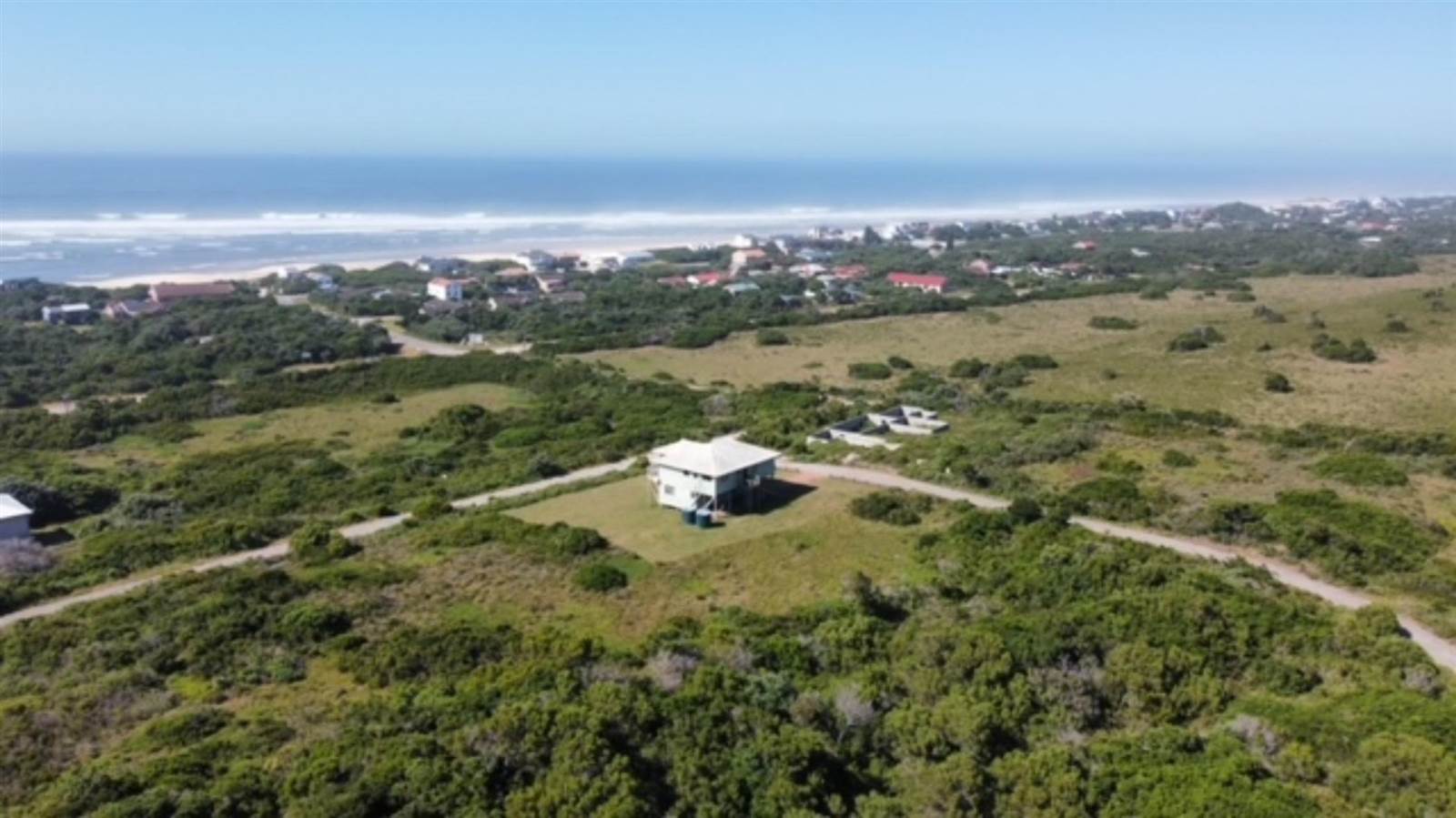 1054 m² Land available in Cannon Rocks photo number 8