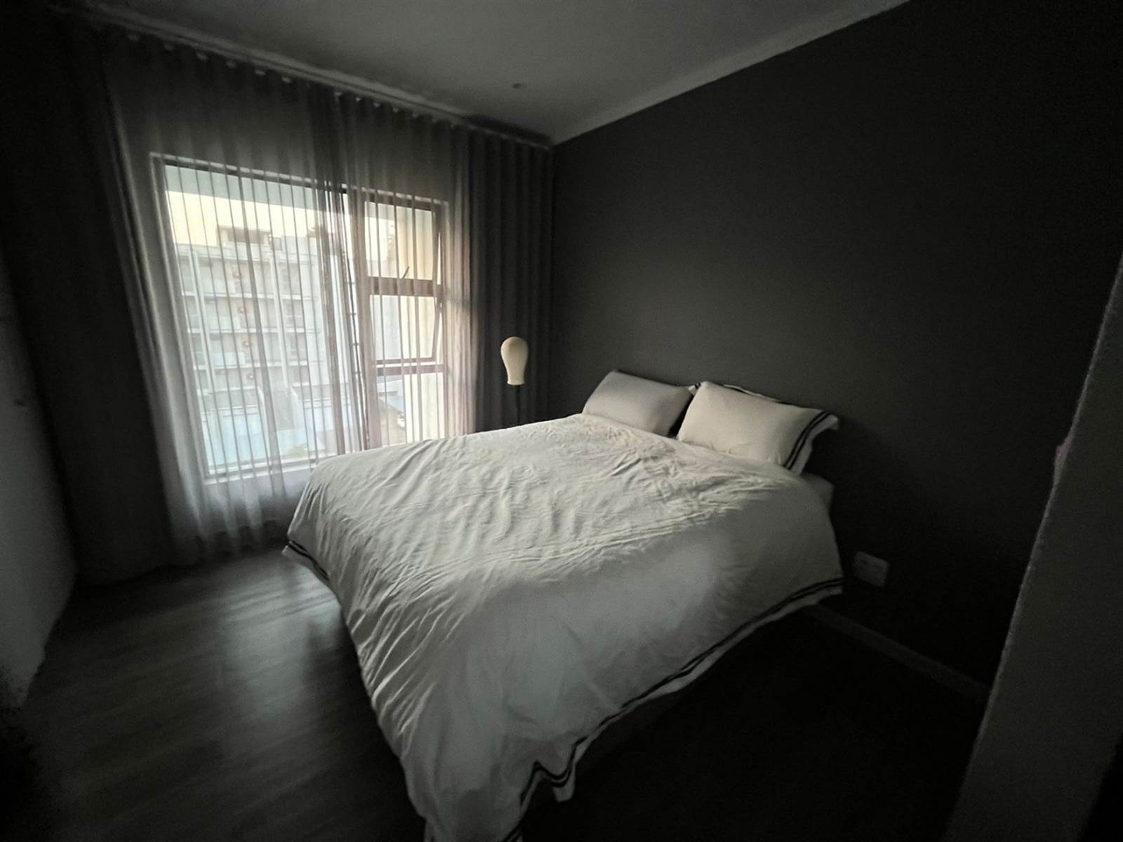 1 Bed Apartment in Rosebank photo number 10
