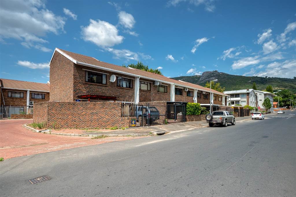 3 Bed House in Paarl photo number 27