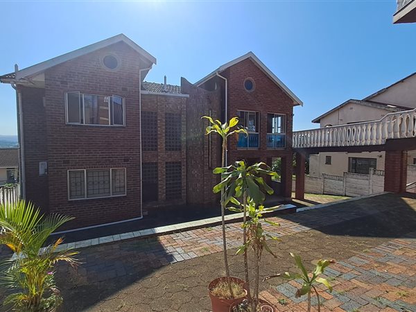 7 Bed House in Avoca