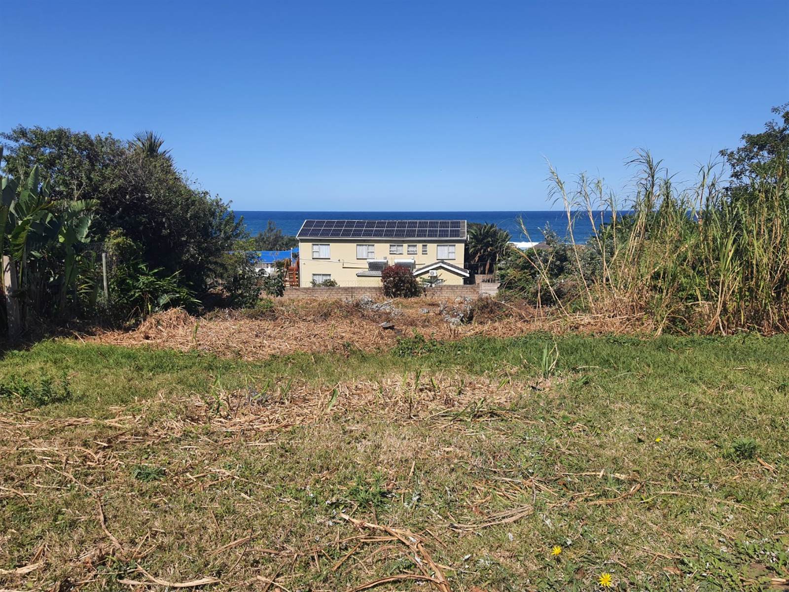 1307 m² Land available in Port Edward photo number 1