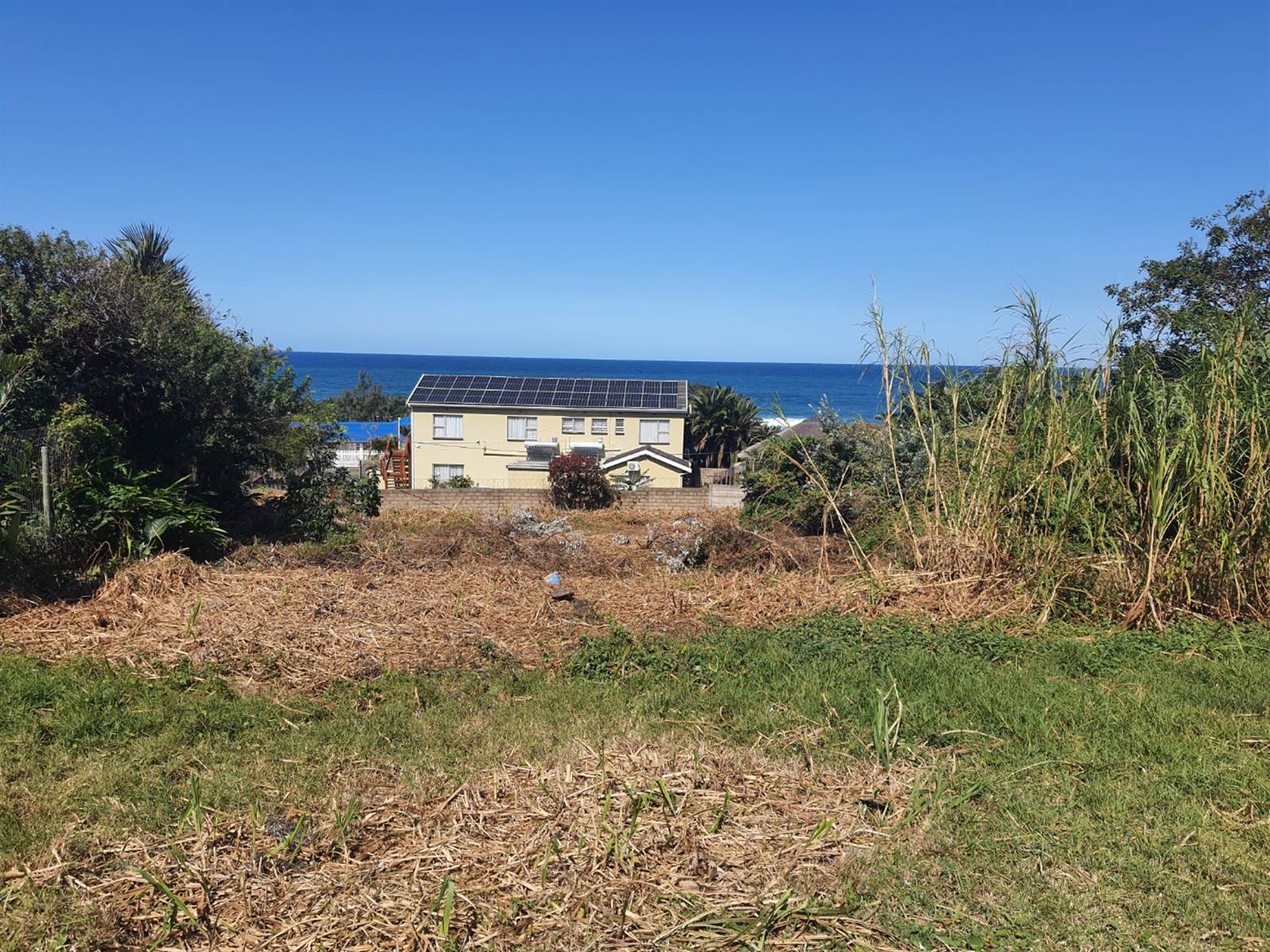 1307 m² Land available in Port Edward photo number 2
