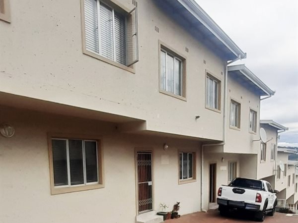 3 Bed Townhouse in Kenville