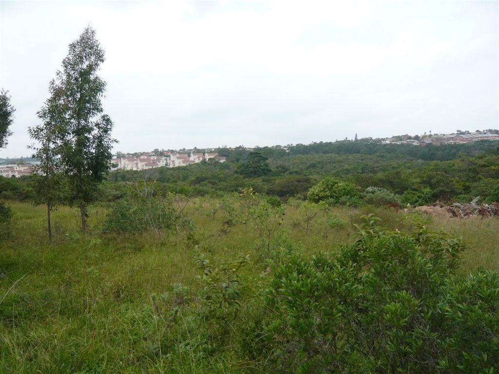 5.8 ha Land available in Beacon Bay photo number 4