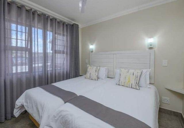 2 Bed Apartment in Melville photo number 14