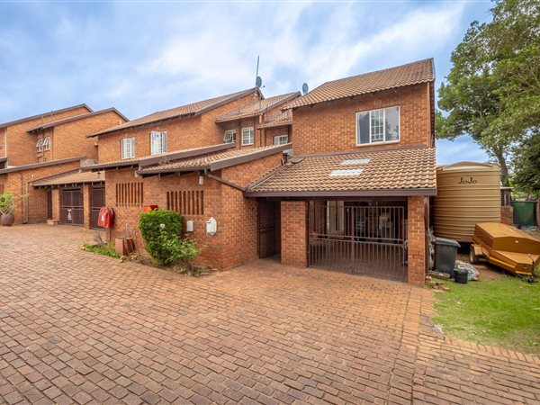 3 Bed Townhouse