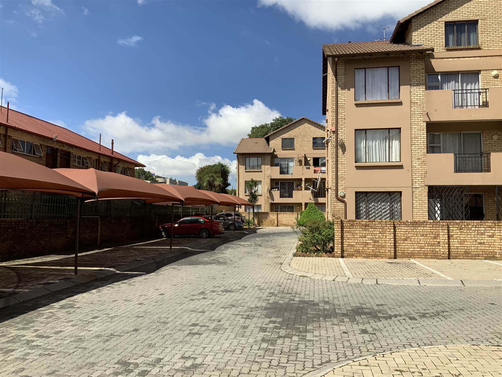 2 Bed Apartment in Benoni Central photo number 13