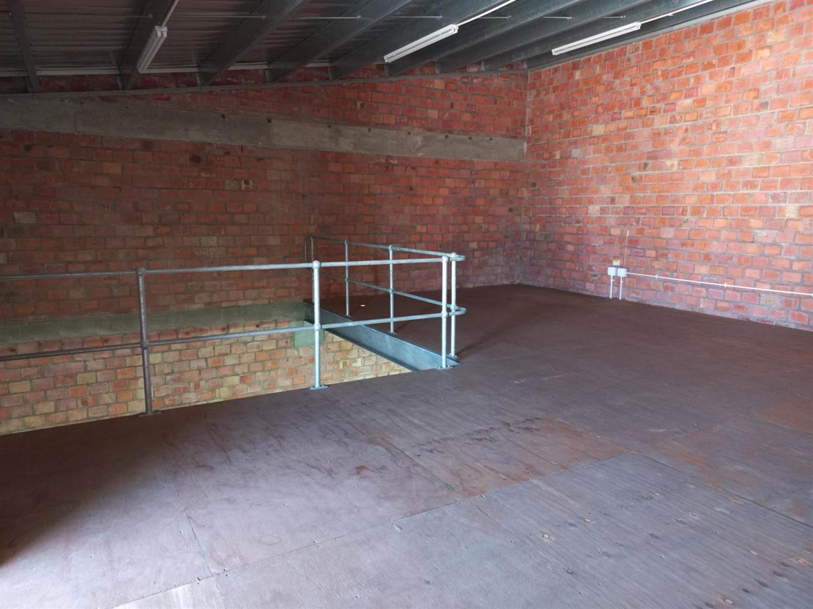 145  m² Commercial space in Fairview photo number 4
