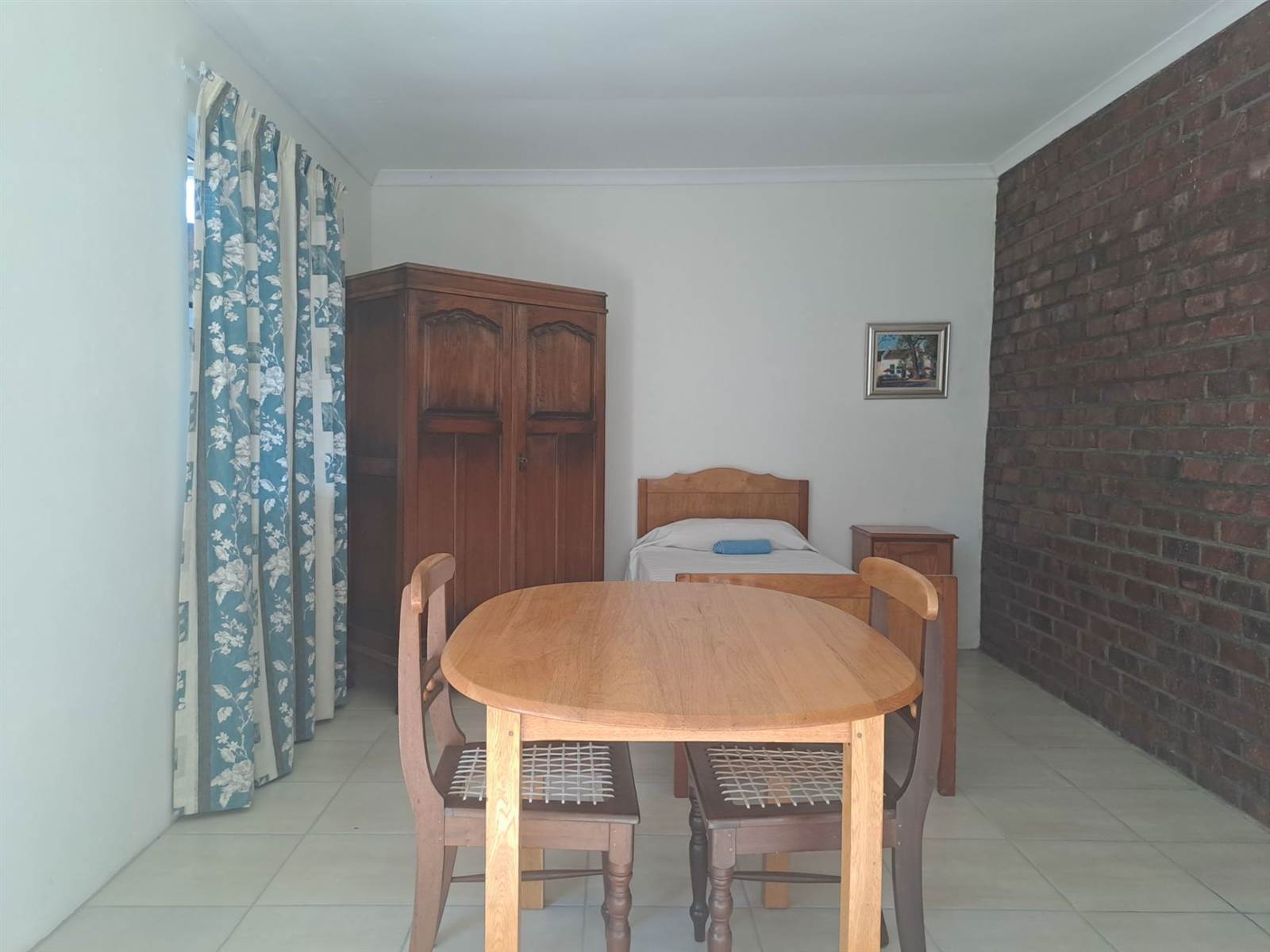2 Bed House in Graaff Reinet photo number 21