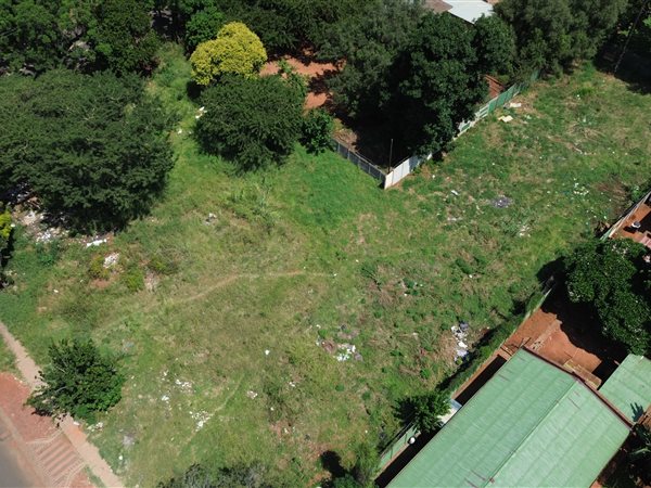 2600 m² Land available in Pretoria North