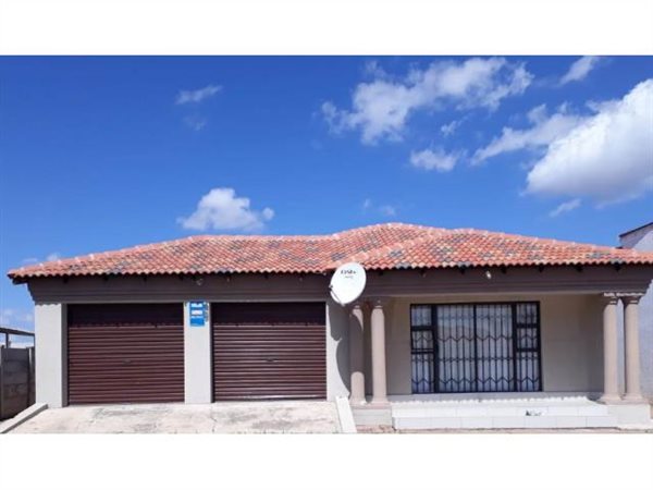 3 Bedroom House 3 Bedroom House