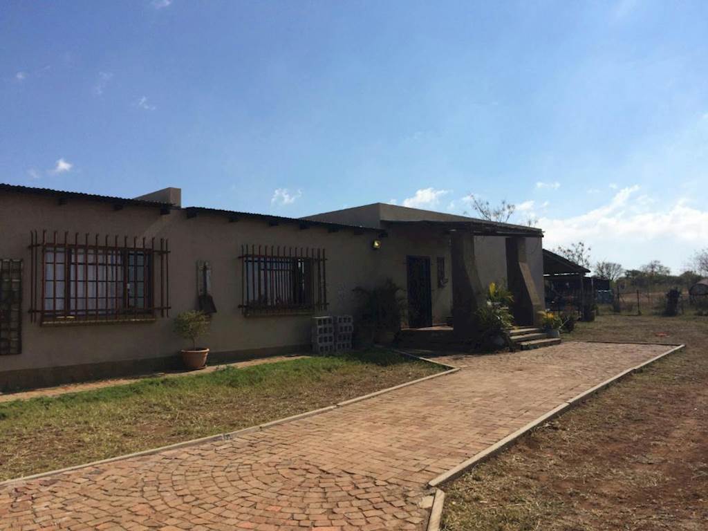 8.6 ha Smallholding in Polokwane Central photo number 2