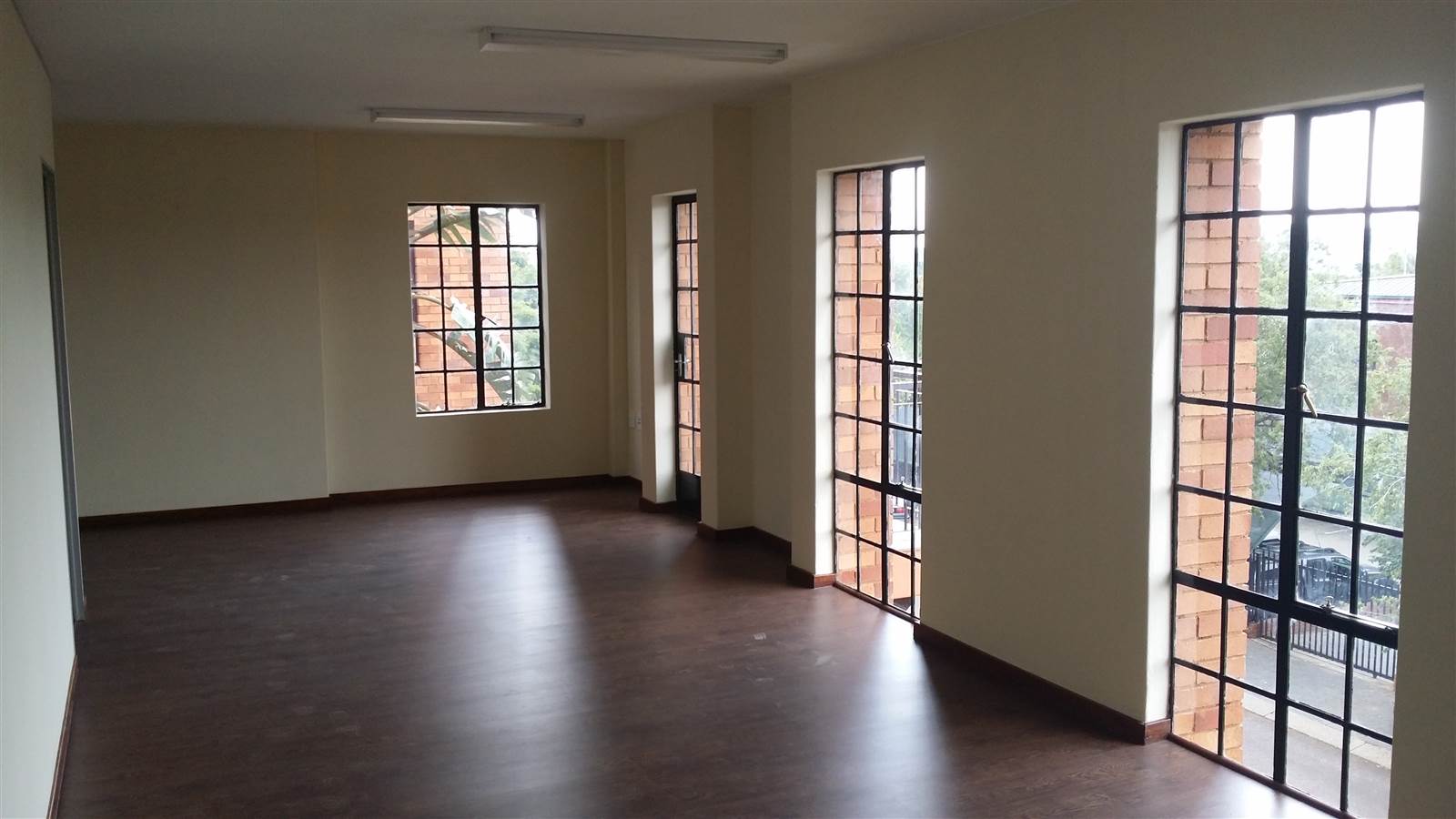 68  m² Commercial space in Centurion CBD photo number 5