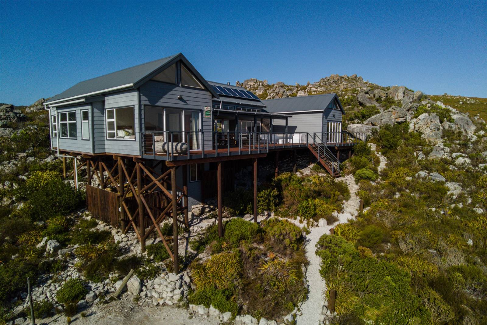 5 Bed House in Pringle Bay photo number 3