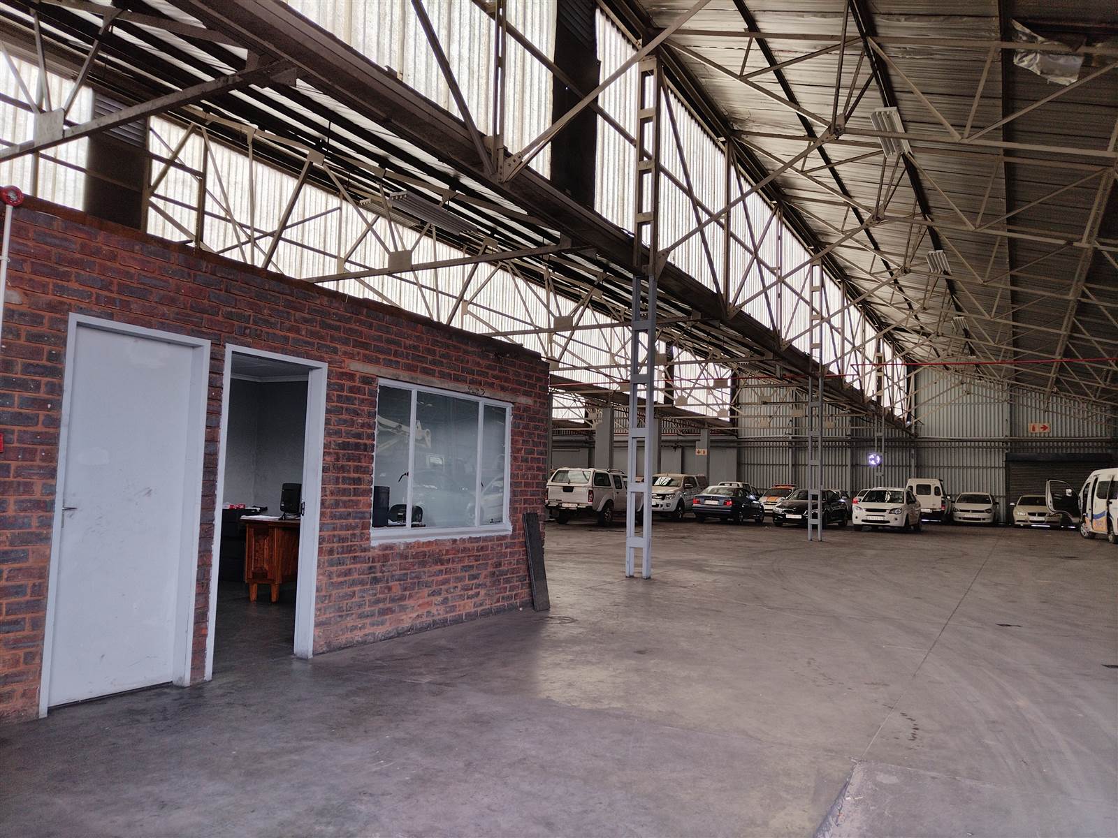 3700  m² Industrial space in Alrode photo number 14