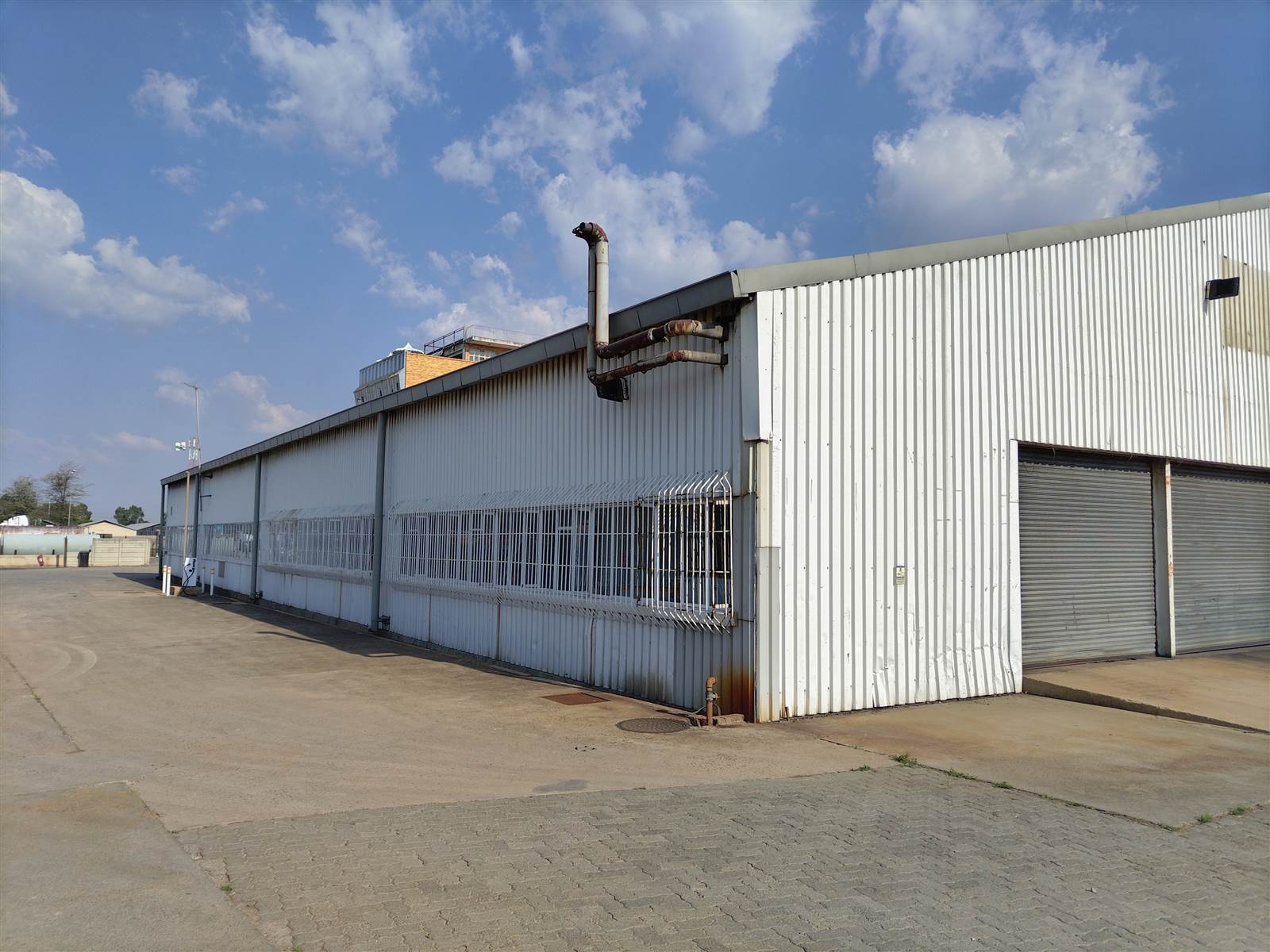 3700  m² Industrial space in Alrode photo number 16