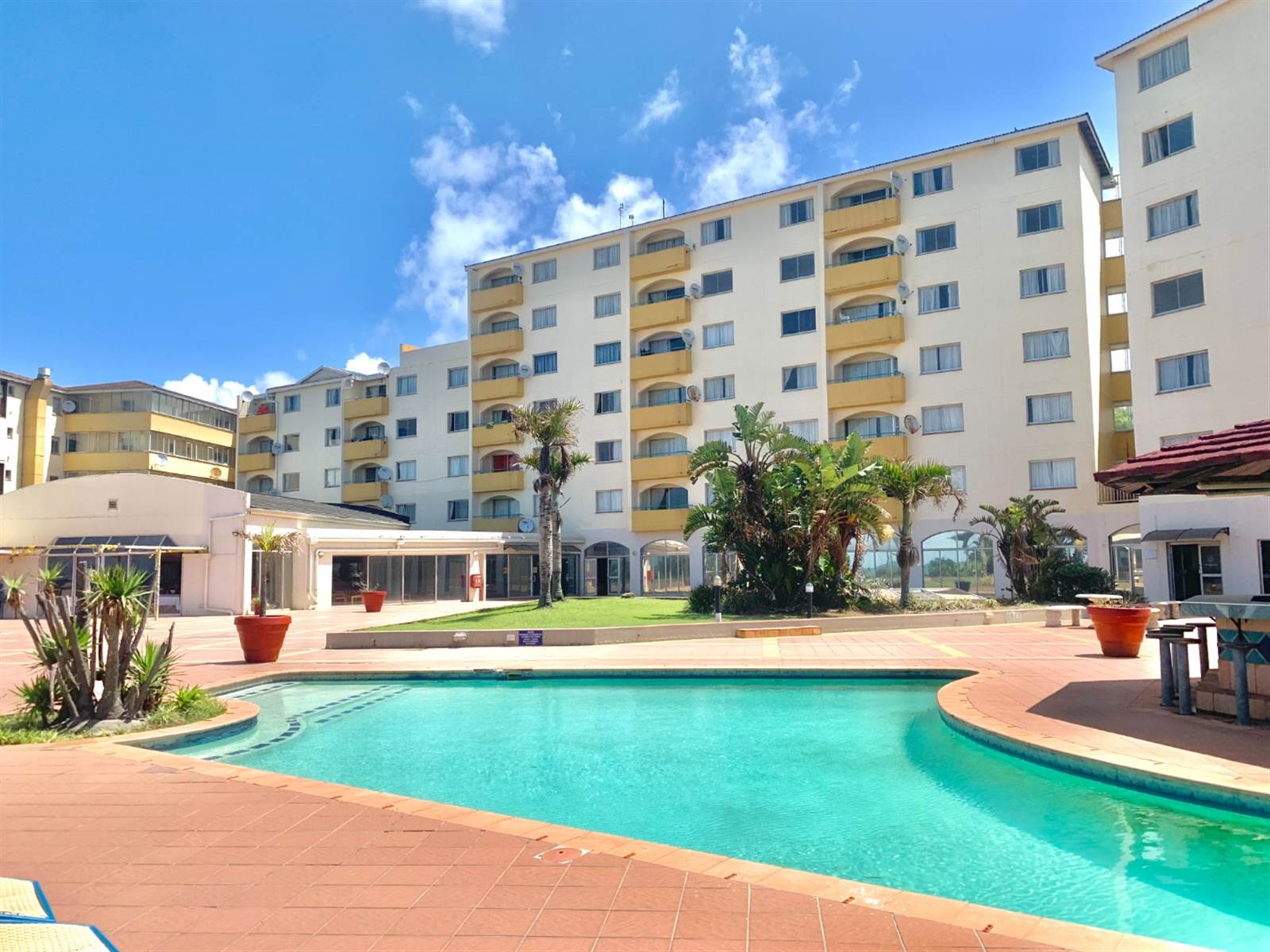 3 Bed Apartment in Port Shepstone photo number 23