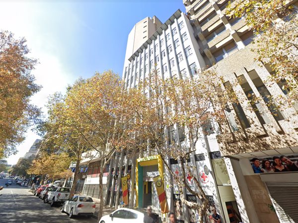 4 500  m² Commercial space