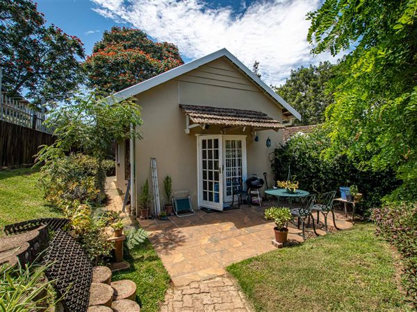 2 Bed Garden Cottage