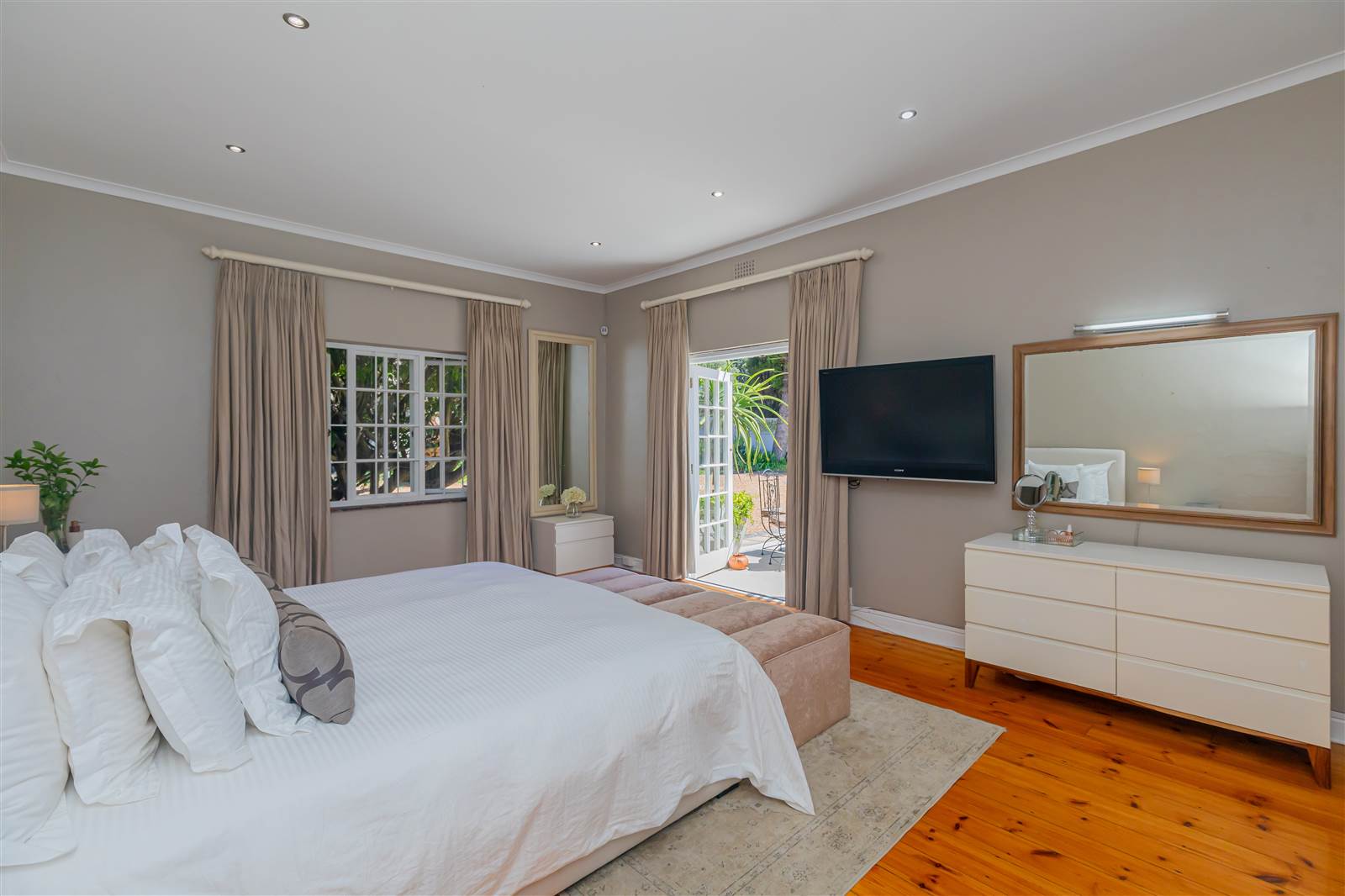 5 Bed House in Rondebosch photo number 12