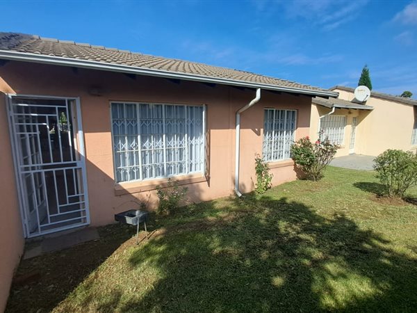 2 Bedroom Townhouse 2 Bedroom Townhouse