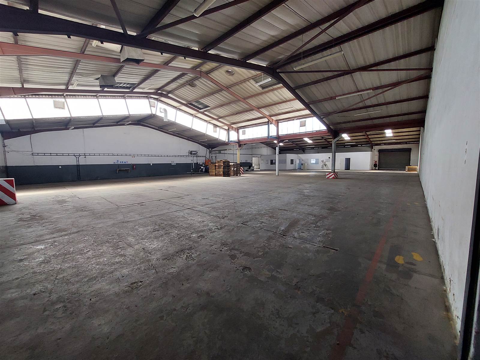 1025  m² Industrial space in Anderbolt photo number 4