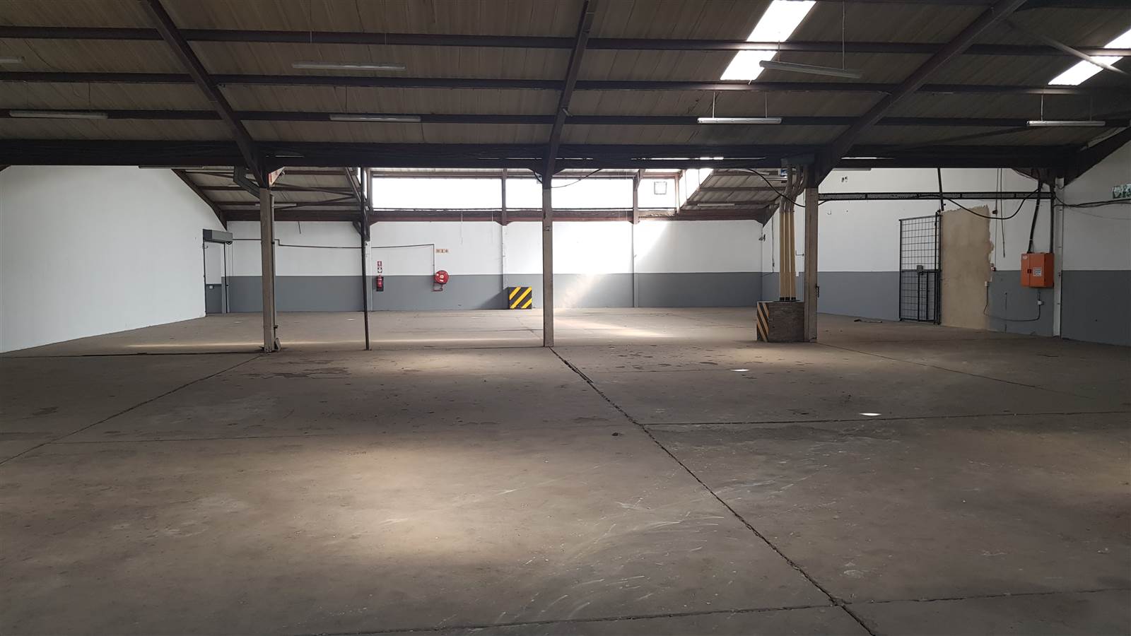 1025  m² Industrial space in Anderbolt photo number 13