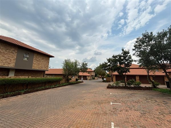 3 Bed Townhouse in Tijger Valley and surrounds