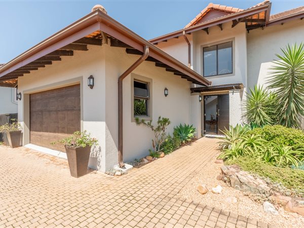 3 Bedroom Townhouse 3 Bedroom Townhouse