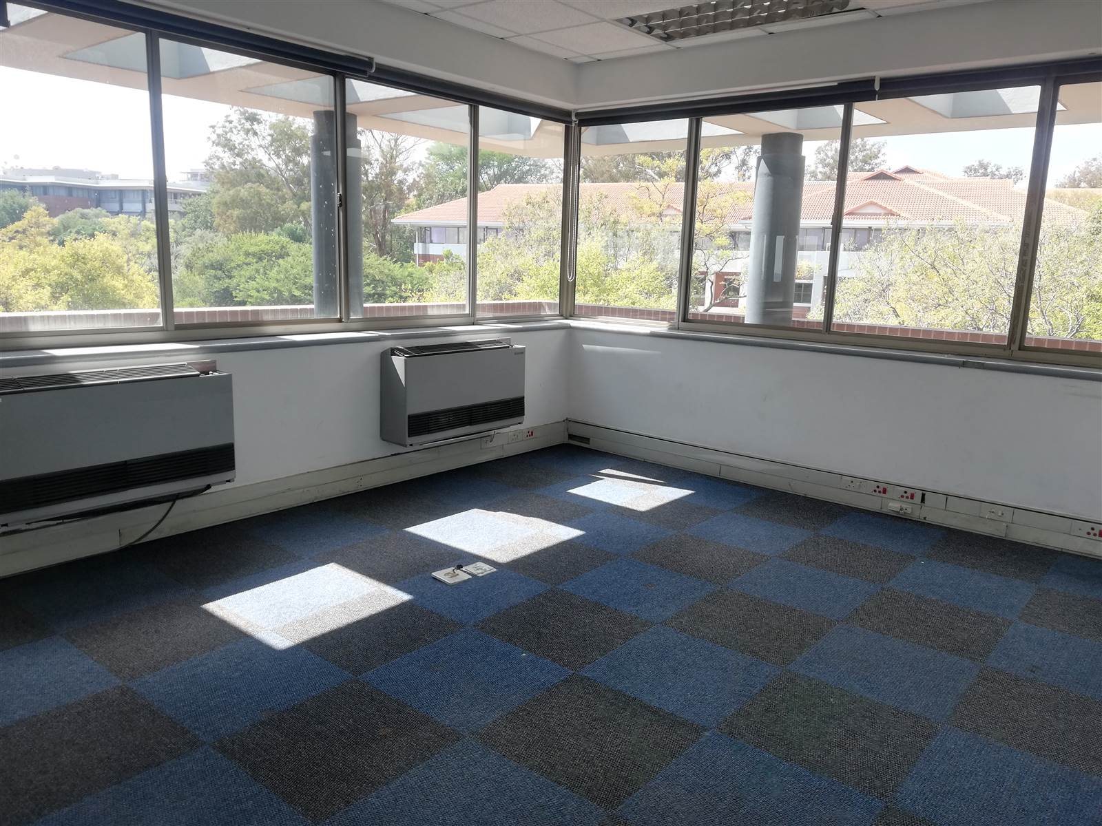 1089  m² Commercial space in Woodmead photo number 22