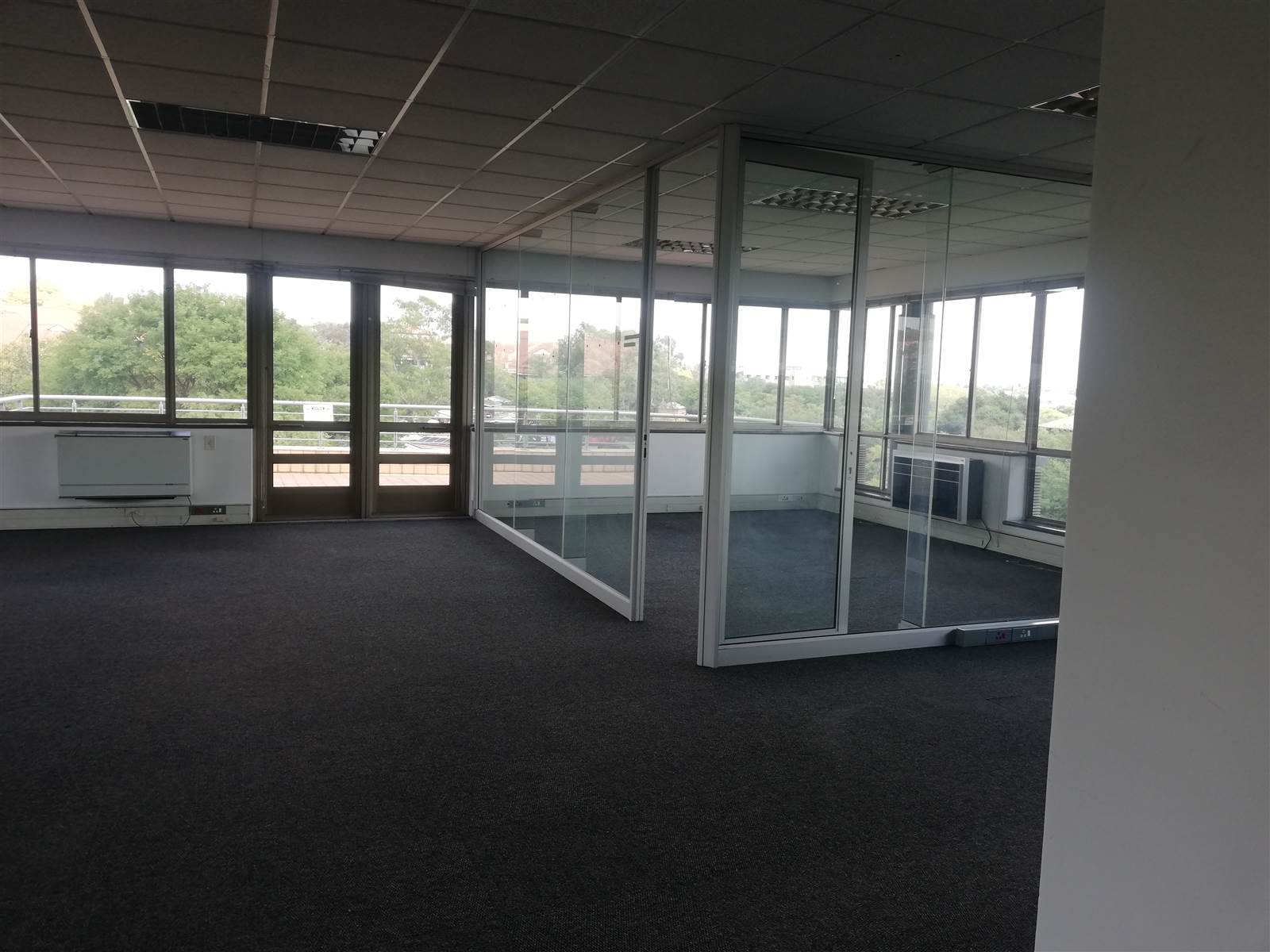 1089  m² Commercial space in Woodmead photo number 15