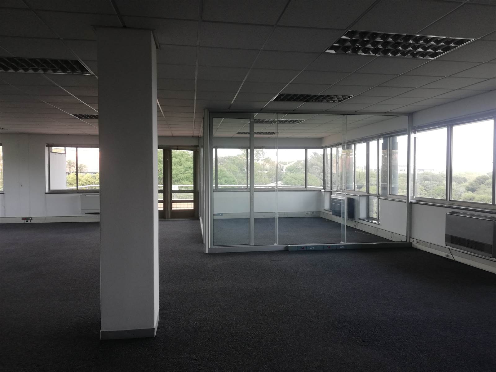 1089  m² Commercial space in Woodmead photo number 16