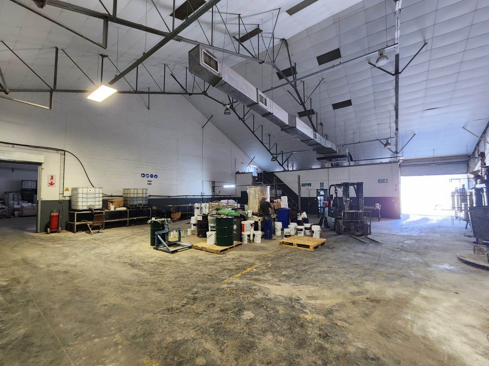 547  m² Industrial space in Milnerton photo number 2