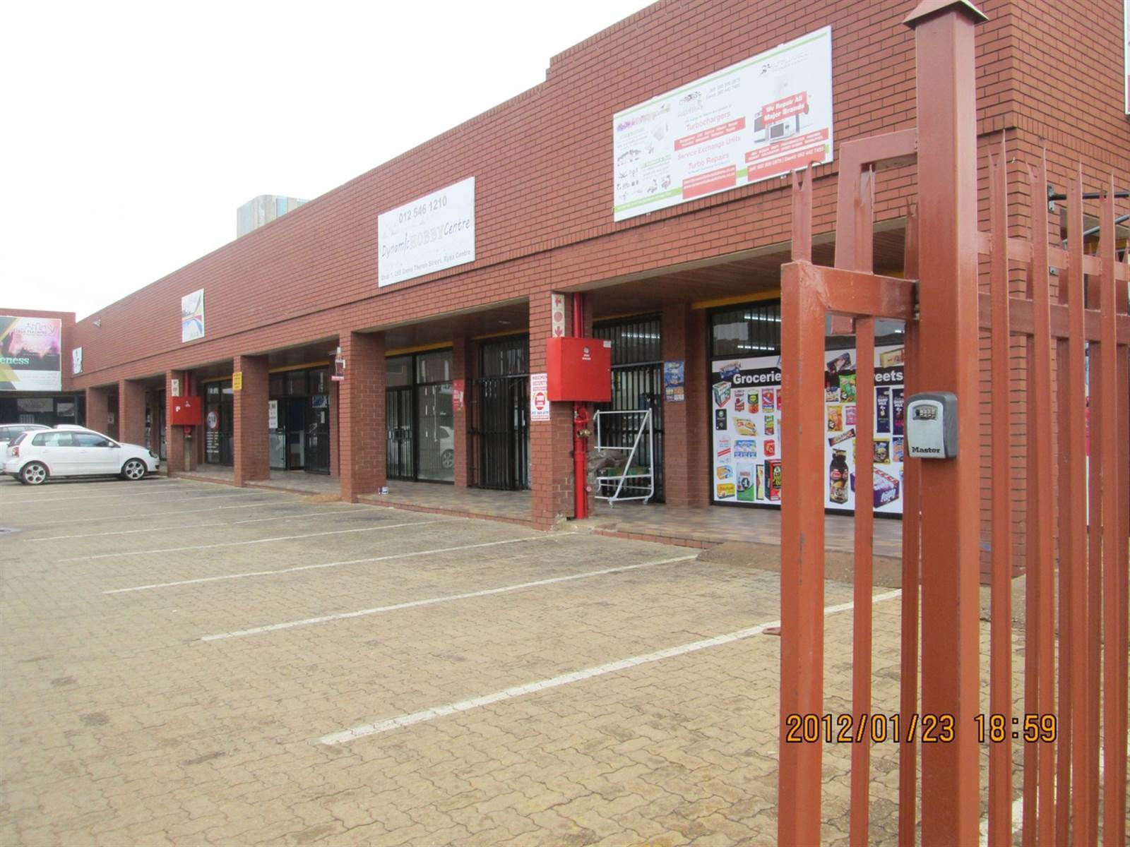 100  m² Commercial space in Pretoria North photo number 4