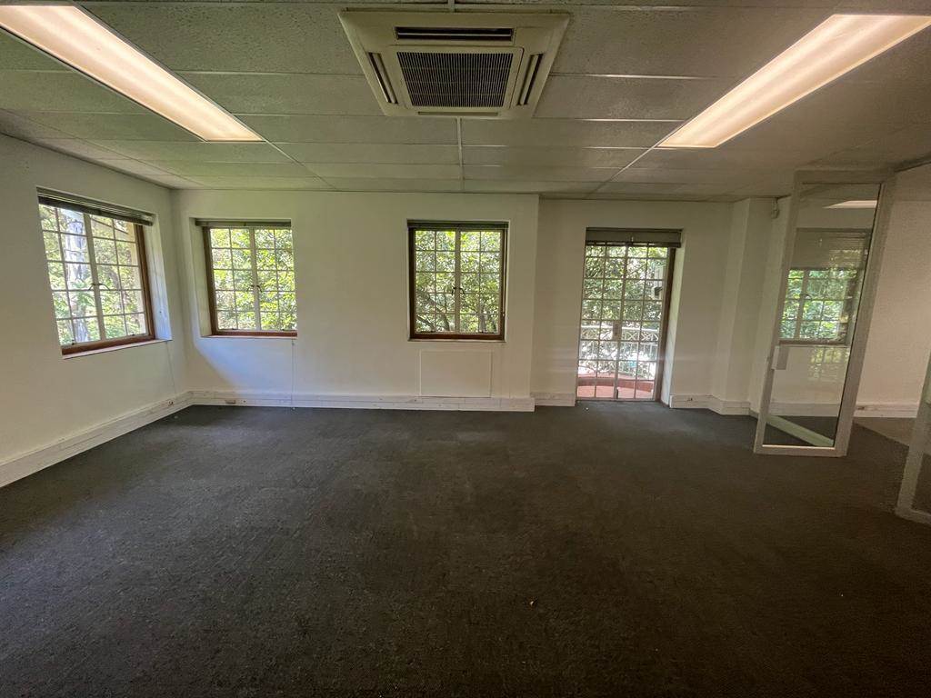 333  m² Commercial space in Parktown photo number 6