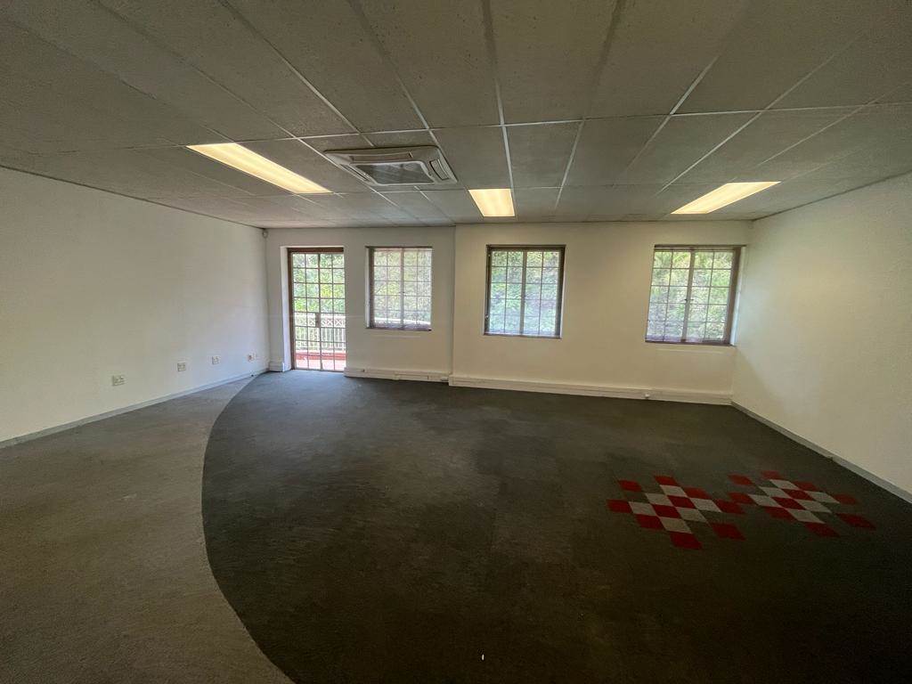 333  m² Commercial space in Parktown photo number 14