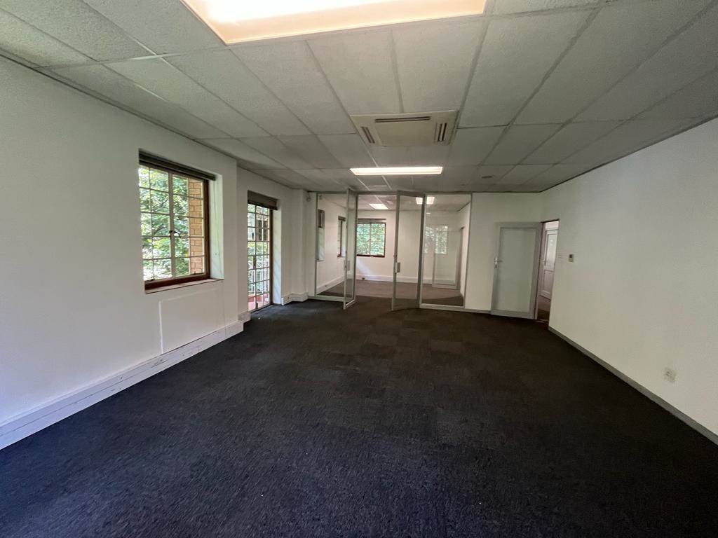 333  m² Commercial space in Parktown photo number 18