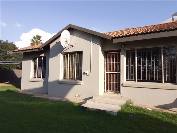 5 Bed House in Norkem Park