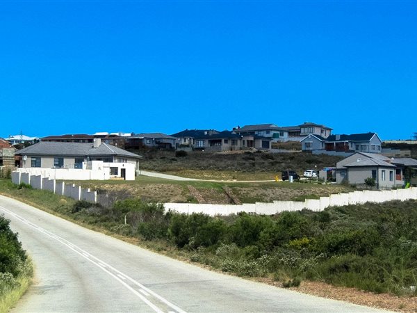 875 m² Land available in Jeffreys Bay