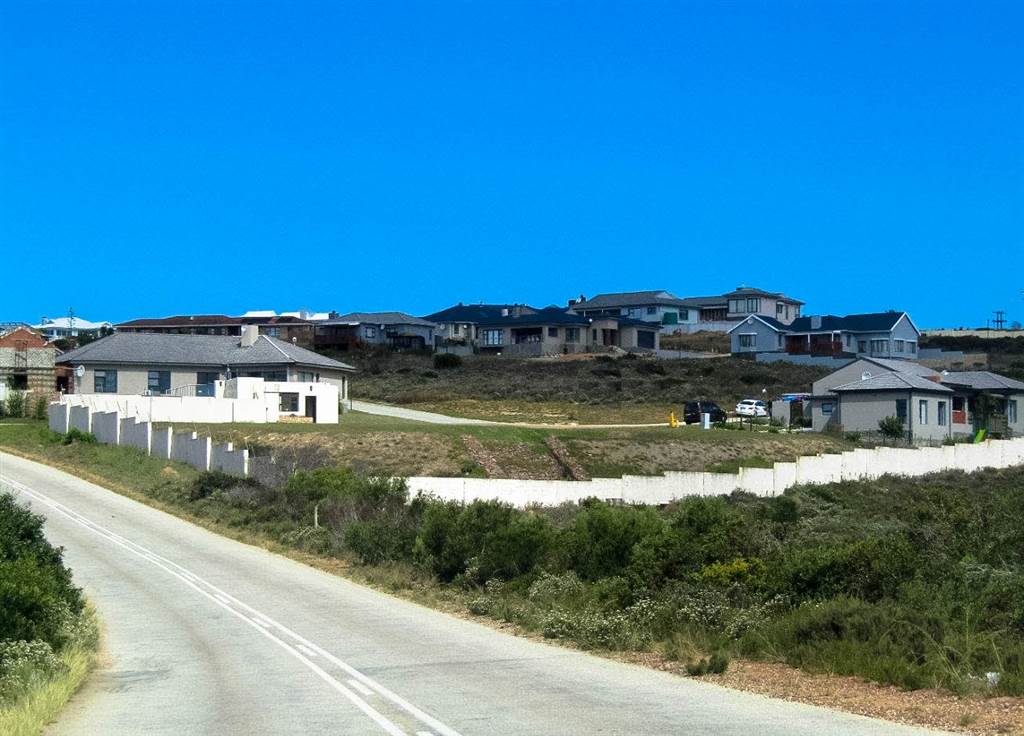 875 m² Land available in Jeffreys Bay photo number 1