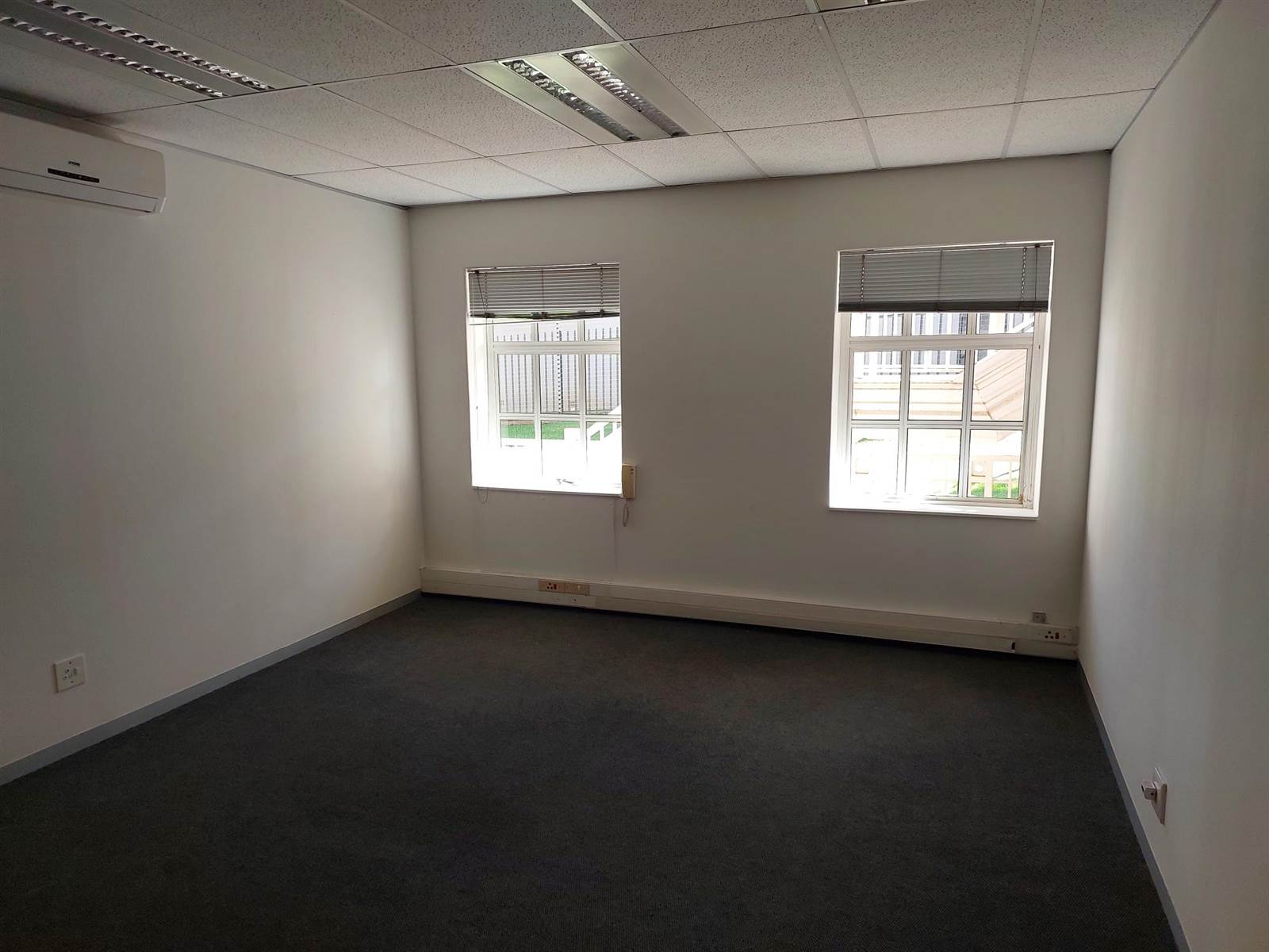 282.4  m² Commercial space in Bryanston photo number 8