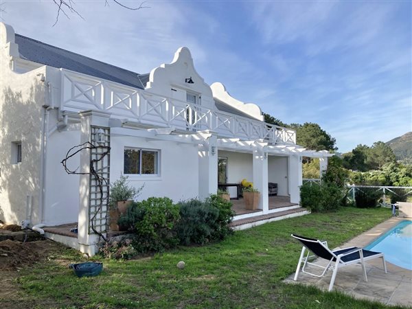 3 Bedroom House 3 Bedroom House