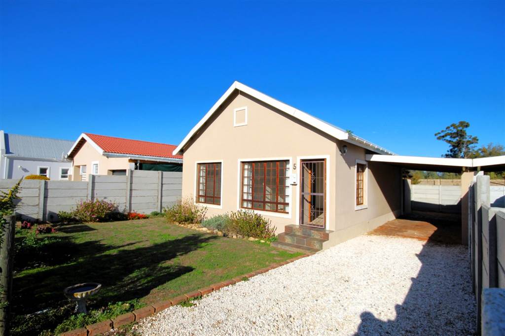 2 Bedroom House