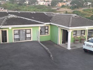 3 Bed House in Kwandengezi