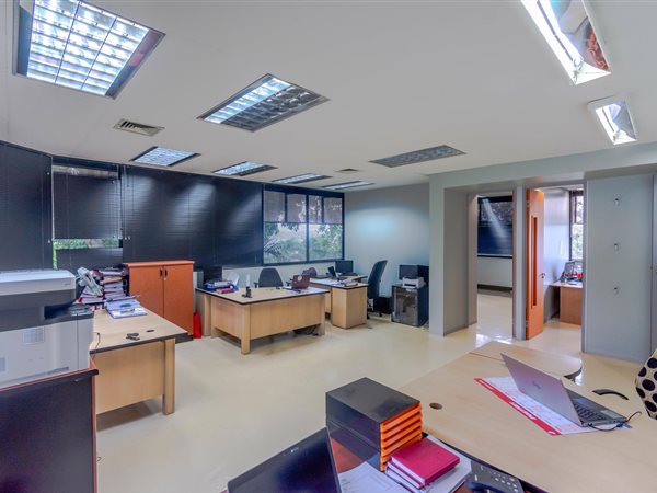159 m² Office Space 159 m² Office Space