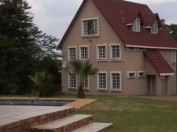 3 Bedroom House 3 Bedroom House