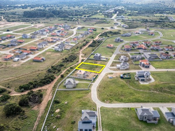 850 m² Land