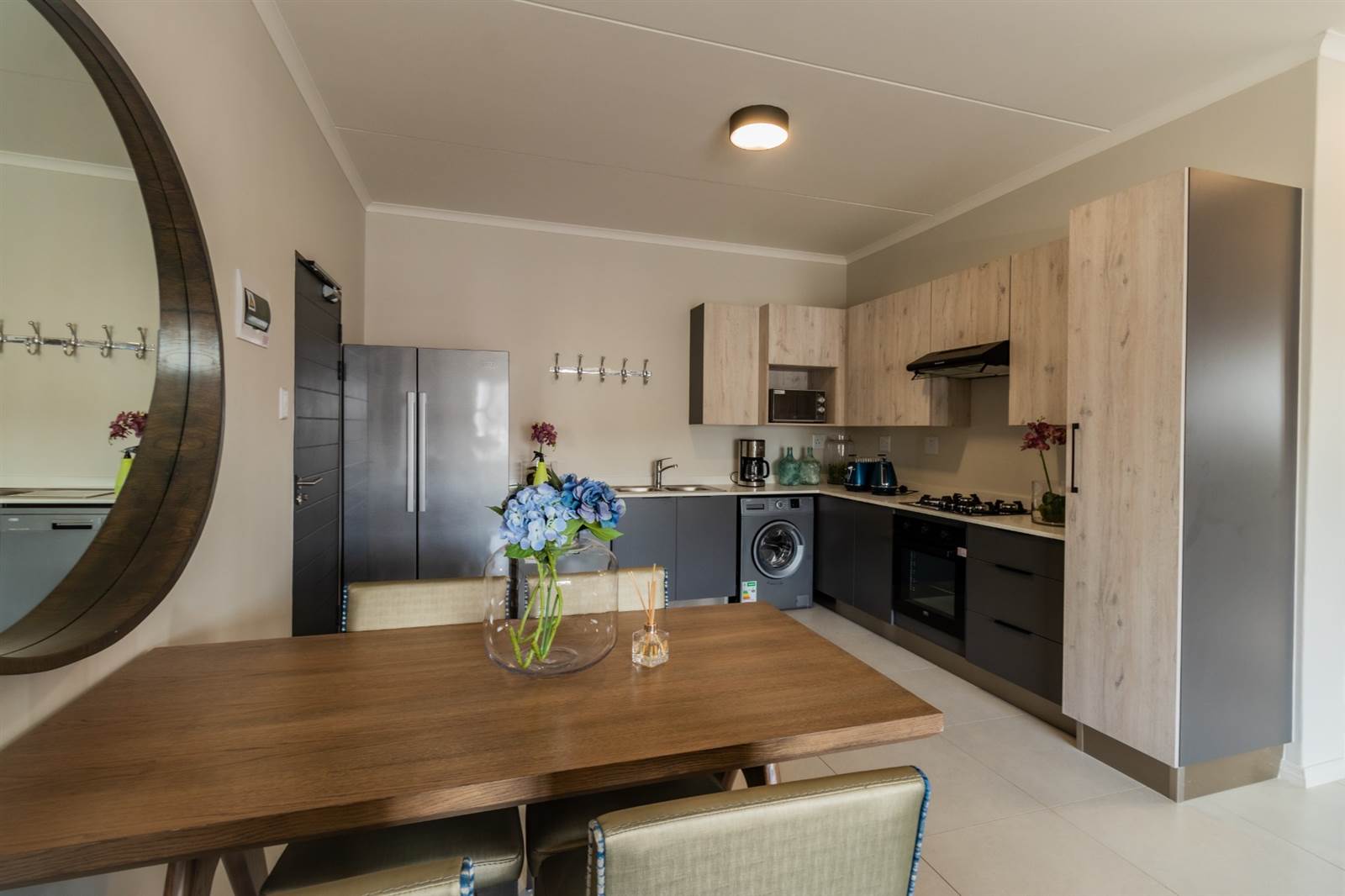 2 Bed Apartment in Allandale photo number 6