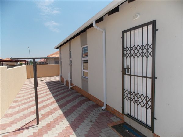 3 Bed House in Southern Gateway